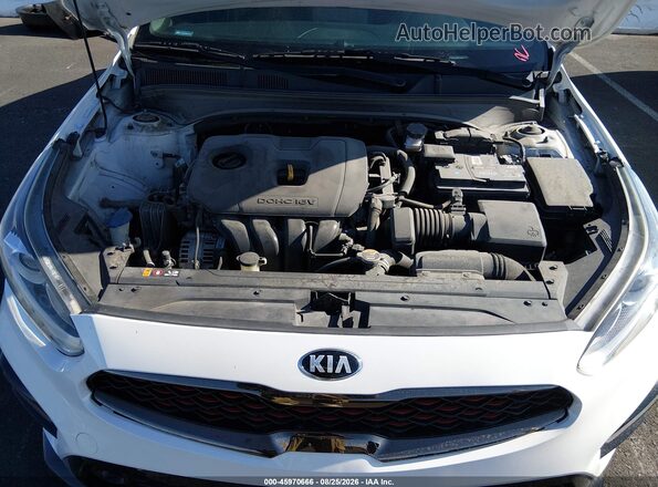 3KPF34AD6ME330412 2021 KIA FORTE White Widok z tyłu