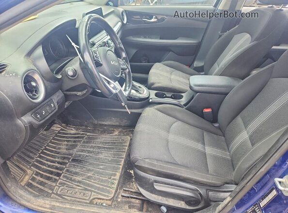 3KPF34AD6PE556325 2023 KIA FORTE Blue Front interior view