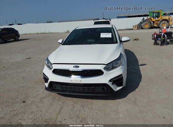 3KPF34AD7KE015616 2019 KIA FORTE White Vista del cuadro de instrumentos