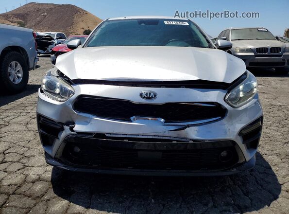 3KPF34AD7KE064427 2019 KIA FORTE Серебряный Вид спереди