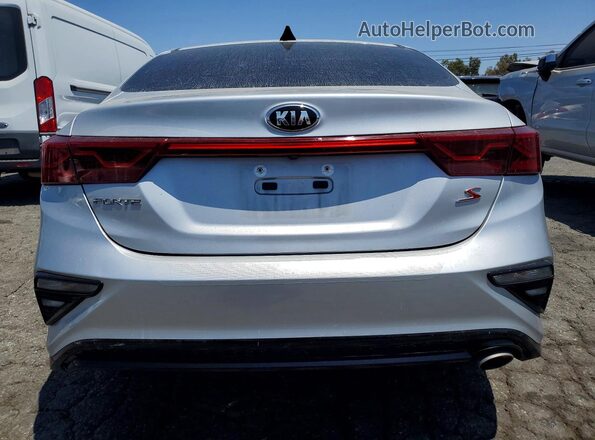 3KPF34AD7KE064427 2019 KIA FORTE Серебряный Вид сзади