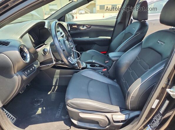 3KPF34AD7LE227739 2020 KIA FORTE Black Սալոնի դիմացի տեսք