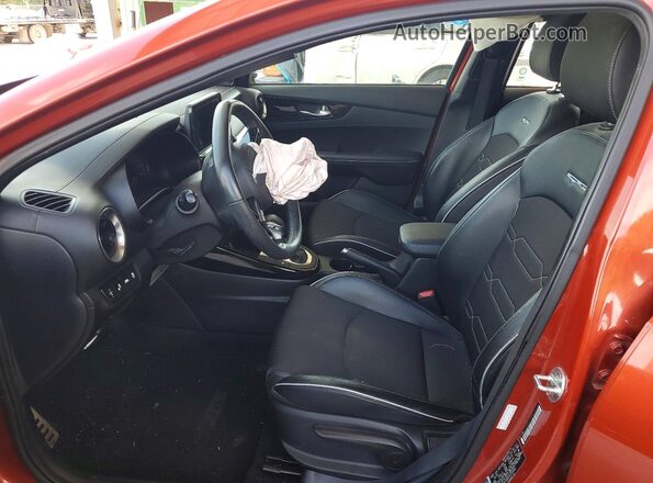 3KPF34AD7LE234268 2020 KIA FORTE Orange Vista interior delantera