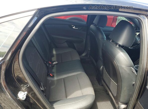 3KPF34AD7ME405294 2021 KIA FORTE Black Vista de los asientos traseros