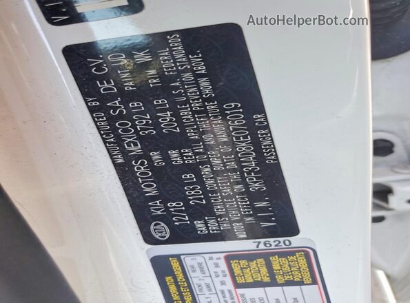 3KPF34AD8KE076019 2019 KIA FORTE White Engine compartment view