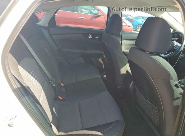 3KPF34AD9KE041490 2019 KIA FORTE White Rear seats view