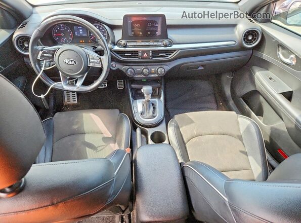 3KPF34ADXLE240470 2020 KIA FORTE White Vista del salpicadero