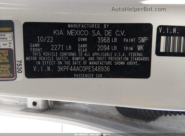3KPF44AC0PE548936 2023 KIA FORTE White Widok komory silnika