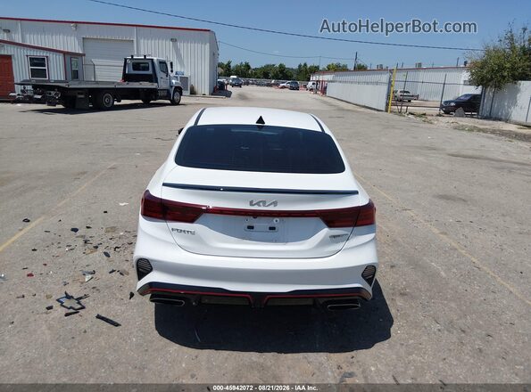 3KPF44AC0PE548936 2023 KIA FORTE White 
