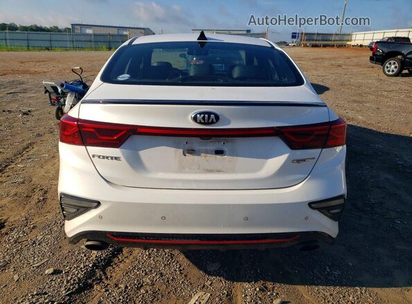 3KPF44AC1ME304921 2021 KIA FORTE White Rear view