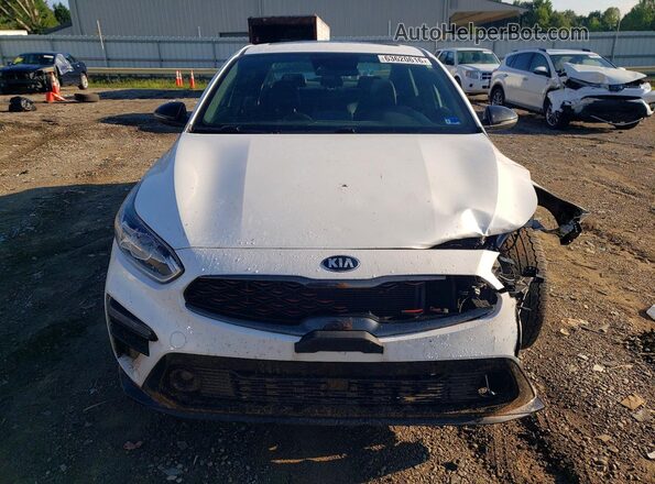 3KPF44AC1ME304921 2021 KIA FORTE White Front view