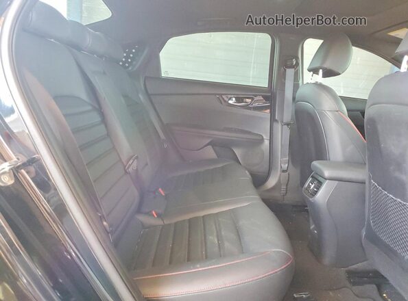 3KPF44AC1RE795174 2024 KIA FORTE Black უკანა სავარძლების ხედი