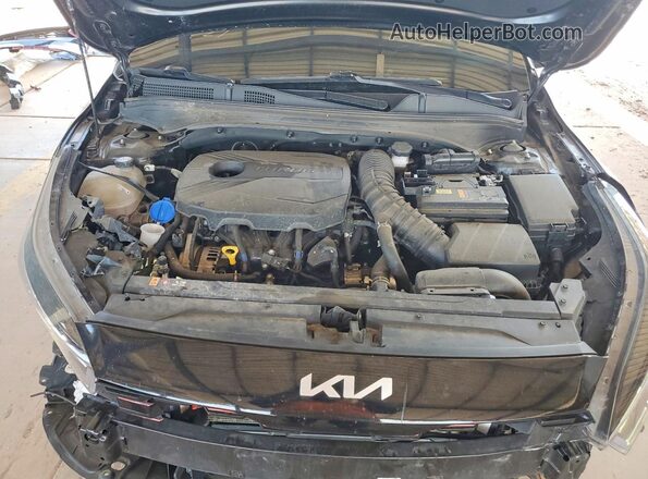 3KPF44AC1RE795174 2024 KIA FORTE Black უკანა სალონის ხედი