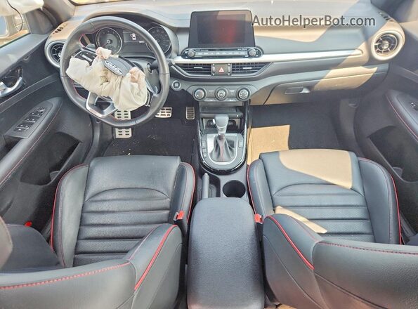 3KPF44AC2ME394645 2021 KIA FORTE Gray წინა პანელის ხედი