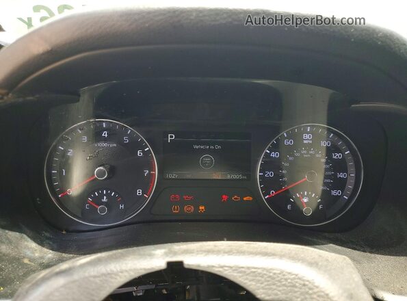 3KPF44AC3PE629753 2023 KIA FORTE Black ხელსაწყოთა პანელის ხედი