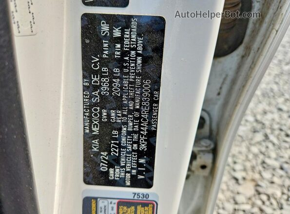3KPF44AC4RE839006 2024 KIA FORTE White VIN կոդի պիտակի տեսք