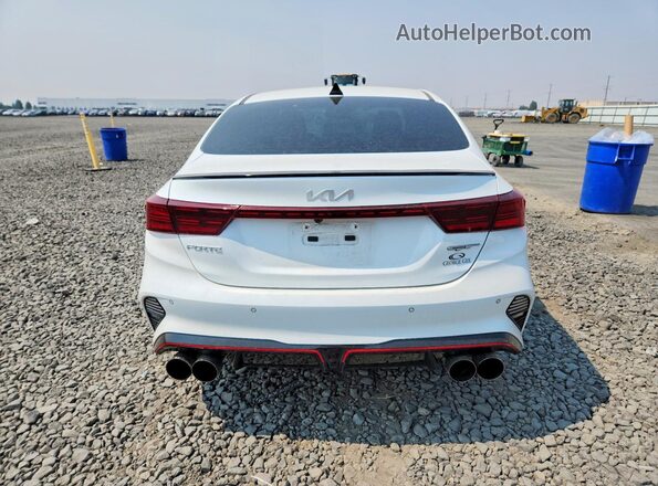 3KPF44AC4RE839006 2024 KIA FORTE White Հետևի տեսք