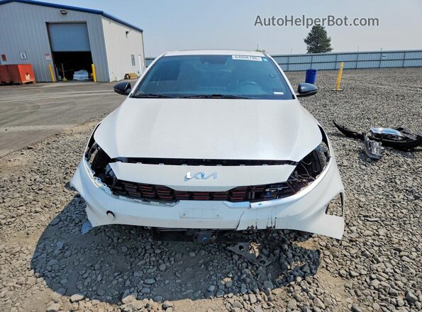 3KPF44AC4RE839006 2024 KIA FORTE White Դիմացի տեսք