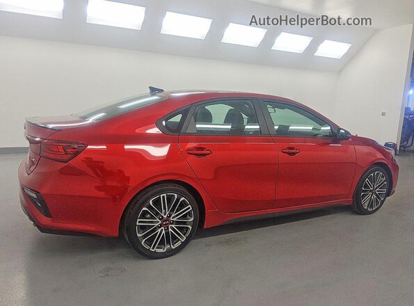 3KPF44AC5ME415097 2021 KIA FORTE Red Передня права чверть