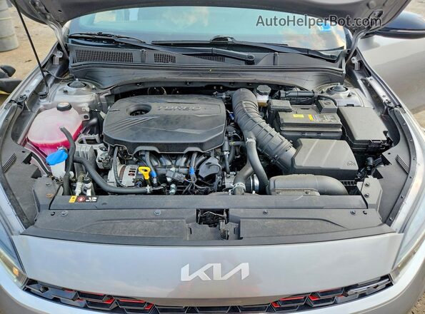 3KPF44AC5PE685645 2023 KIA FORTE Silver უკანა სალონის ხედი