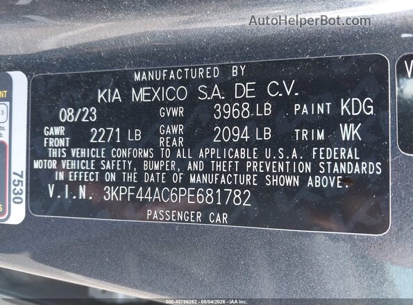3KPF44AC6PE681782 2023 KIA FORTE Gray Vista del compartimento del motor