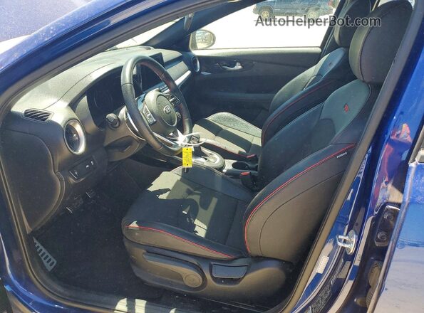 3KPF44AC8LE253710 2020 KIA FORTE Blue Front interior view