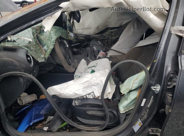 3KPF44AC8PE530216 2023 KIA FORTE Gray Front interior view