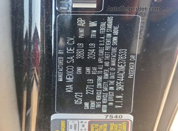 3KPF44ACXME378533 2021 KIA FORTE Black Widok komory silnika