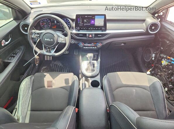 3KPF54AD0PE578041 2023 KIA FORTE Gray Вид панелі приладів