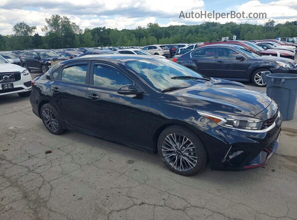 3KPF54AD0PE668385 2023 KIA FORTE Черный Передняя правая четверть