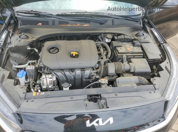 3KPF54AD0PE673604 2023 KIA FORTE Black Вид задньої частини салону