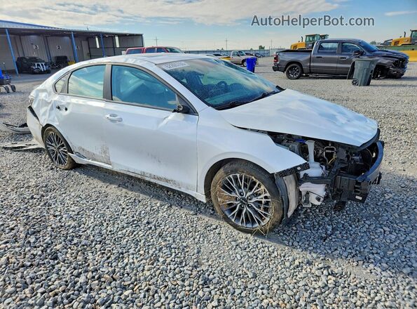 3KPF54AD0RE701128 2024 KIA FORTE White Przód prawy