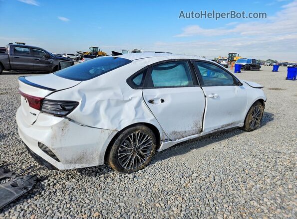 3KPF54AD0RE701128 2024 KIA FORTE White Tył prawy