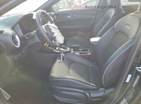 3KPF54AD0RE772409 2024 KIA FORTE Black Vista interior delantera