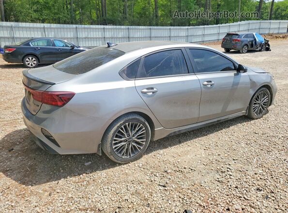 3KPF54AD1PE613590 2023 KIA FORTE Silver უკანა მარჯვენა