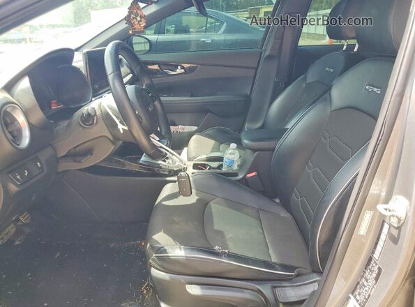 3KPF54AD1PE613590 2023 KIA FORTE Silver წინა სალონის ხედი
