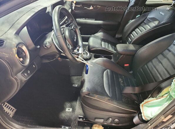 3KPF54AD1PE616702 2023 KIA FORTE Charcoal წინა სალონის ხედი