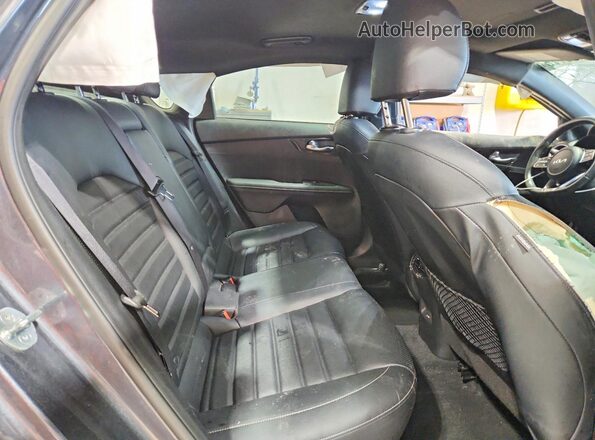 3KPF54AD1PE616702 2023 KIA FORTE Charcoal უკანა სავარძლების ხედი