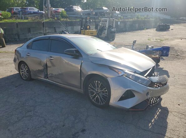 3KPF54AD1PE673174 2023 KIA FORTE Silver Передня права чверть