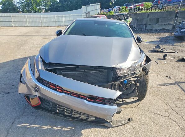 3KPF54AD1PE673174 2023 KIA FORTE Silver Вид спереду
