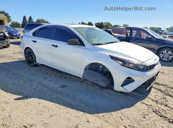 3KPF54AD1RE739449 2024 KIA FORTE White Առջևի աջ