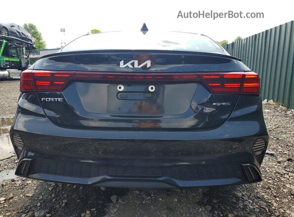 3KPF54AD1RE742139 2024 KIA FORTE Black Vista trasera