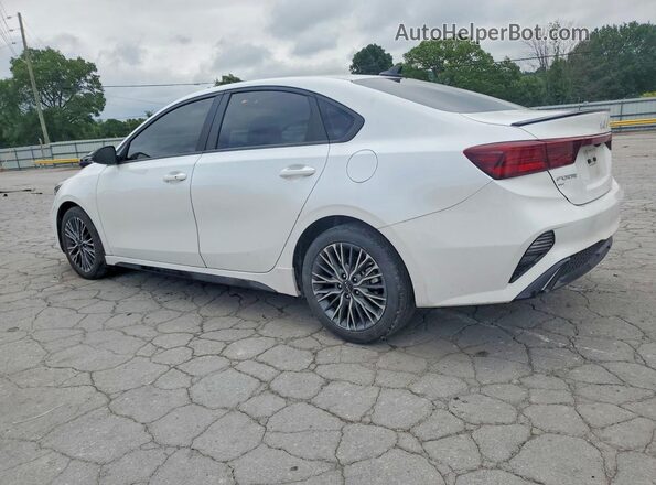 3KPF54AD1RE763220 2024 KIA FORTE White Rear left