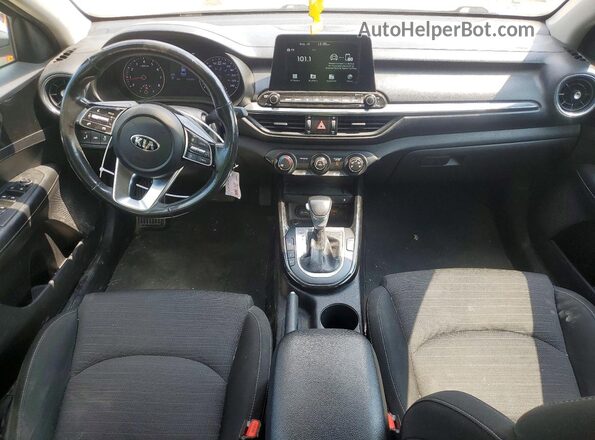 3KPF54AD2ME308787 2021 KIA FORTE White წინა პანელის ხედი