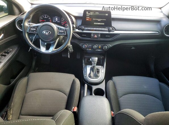 3KPF54AD2ME355639 2021 KIA FORTE Белый Вид панели приборов