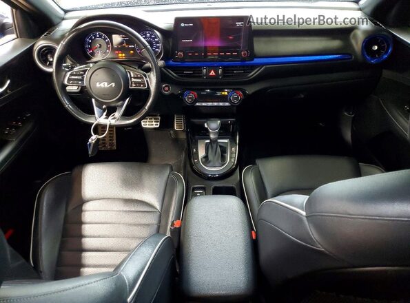 3KPF54AD2NE450154 2022 KIA FORTE Blue Вид панелі приладів