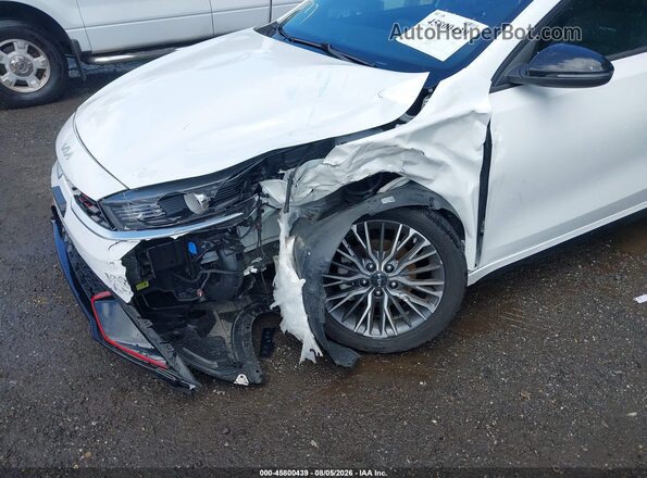 3KPF54AD2NE494042 2022 KIA FORTE White Vista frontal