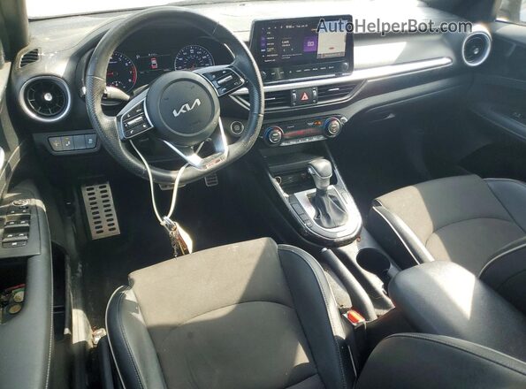 3KPF54AD2PE568904 2023 KIA FORTE Gray Առջևի վահանակի տեսք