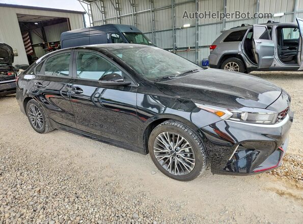 3KPF54AD2PE570698 2023 KIA FORTE Черный Передняя правая четверть