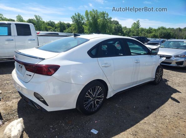 3KPF54AD2PE603649 2023 KIA FORTE White Trasero derecho